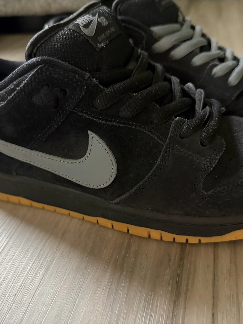 Nike SB Dunk Low Pro Black Gum CD2563-006 Men’s Sneakers